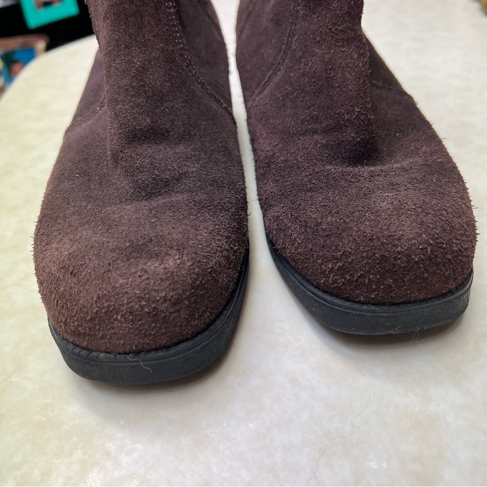 Land’s End Chocolate Brown Suede ankle Boots size 8 - Picture 3 of 8